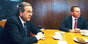 Τι συζητήθηκε στη δραματική σύσκεψη υπό τον πρωθυπουργό στο υπουργείο Οικονομικώ