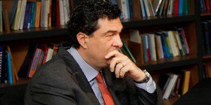 Τι θυμάται από την παιδική του ηλικία ο Αλέξης Παπαχελάς 