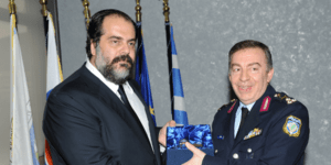 Βραβεύτηκε ο Νικόλας Πατέρας για τις προσφορές - δωρεές του στην Αστυνομία