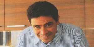 Συνέλαβαν τον διαφημιστή Μάκη Σεριάτο για χρέη προς το Δημόσιο