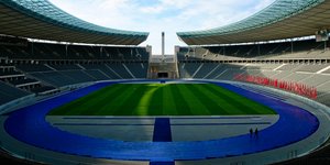 Ο Πλατινί έδωσε τον τελικό του Champions League του 2015 στη Γερμανία