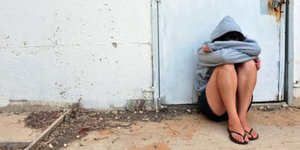 Αυτοί είναι οι γονείς – τέρατα από την Πάτρα που βίαζαν τα παιδιά τους [εικόνες]