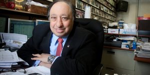 Ο δισεκατομμυριούχος Ελληνας παντοπώλης που θέλει να γίνει δήμαρχος της Νέας Υόρ