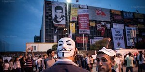 syriza-toyrkia-gkrafiti