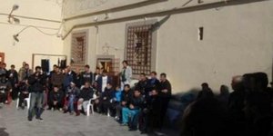Ομαδική συμπλοκή Αλβανών και Αράβων κρατουμένων στην Κω για τον έλεγχο της φυλακ