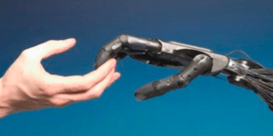 Πρωτοποριακή τεχνολογία «ζωντανεύει» τους μυς στα κομμένα άκρα [βίντεο]