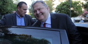 Τον πρόεδρο της Cosco θα παρασημοφορήσει ο Ευάγγελος Βενιζέλος