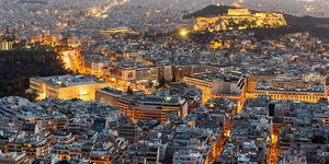 Το κουίζ της Telegraph για την Αθήνα: Κοιτάξτε κάτω και μαντέψε ποια είναι αυτή