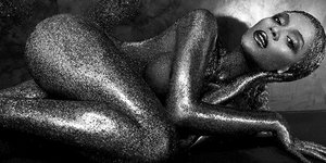 Ολα στη φόρα: Η Βeyonce ολόγυμνη