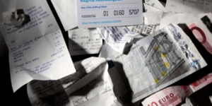 Νέα λουκέτα από το ΣΔΟΕ -«Σφράγισαν» παραλιακά μπαρ της Αττικής και της Κέρκυρας