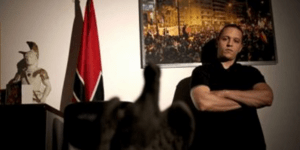 Νέα πρόκληση Κασιδιάρη στη Βουλή: «Ο ψευδοεθνάρχης Καραμανλής πρόδωσε την Κύπρο»