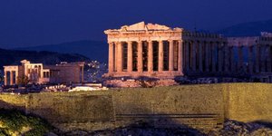 Η Ακρόπολη τη νύχτα