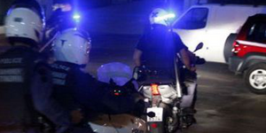 Αιματηρή επίθεση στα Καμίνια – Μαχαίρωσαν ένα νεαρό