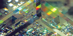 Επιστήμονες κατάφεραν να «φυλακίσουν» το φως σε κρυστάλλους [εικόνα]