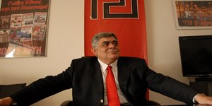 Το γύρο του κόσμου κάνει η είδηση της σύλληψης Μιχαλολιάκου – Κασιδιάρη