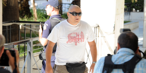 Το μπλουζάκι του «Καιάδα» που έκανε όλους τους «μεταλάδες» να τον αποκηρύξουν