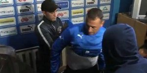 Οπαδοί της Λέφσκι Σόφιας ξεπέρασαν τα όρια – Εγδυσαν τον προπονητή γιατί δεν τον