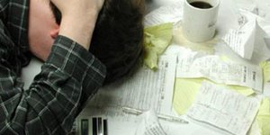 Αλλάζει ο τρόπος της φορολογίας για τους νέους- Τι θα ισχύσει για τους 18άρηδες