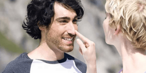 Γιατί οι άνδρες έχουν μεγαλύτερη μύτη; Νέα έρευνα αποκαλύπτει τον πραγματικό λόγ