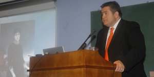 Τα ψέματα του Χάρη Τομπούλογλου -Δήλωνε ότι χαρίζει το μισθό του από το νοσοκομε