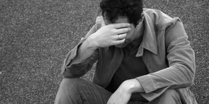 Στη ζούγκλα της ελληνικής αγοράς εργασίας: 1 εκατ. εργαζόμενοι απλήρωτοι για μήν