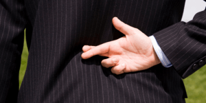 Η ψυχολογία ενός ψεύτη: Τι συμβαίνει στο σώμα μας όταν λέμε ψέματα; [εικόνες]