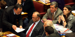 Αρχισαν τα όργανα στο ΣΥΡΙΖΑ: Εμμένει σε έξοδο από το ευρώ η πλευρά Λαφαζάνη