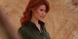 Ρωσίδα πρώην κατάσκοπος δημιούργησε τη δική της σειρά ρούχων -Τα... φονικά της ό