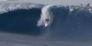 Δαμάζοντας τα κύματα στην Ταϊτή -Εκεί όπου το σερφ είναι μόνο για λίγους και... 