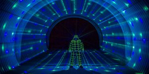 Ψυχεδελικά έργα τέχνης που κάνουν πραγματικότητα τον κόσμο του Tron [εικόνες]