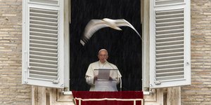 O αθυρόστομος Πάπας -Η... κακή λέξη που ξεστόμισε κατά λάθος ο Φραγκίσκος στο κή