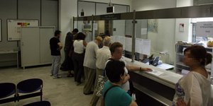 Guardian: Οι Ελληνες είναι από τους πιο ταλαντούχους φοροφυγάδες στον κόσμο