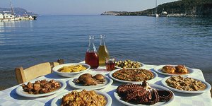 Huffington Post: Οι 16 λόγοι που οι Ελληνες είναι καλύτεροι από όλους τους άλλου