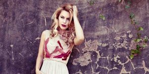 Η πανέμορφη Αλβανίδα που από περιζήτητο μοντέλο έγινε μια εκκολαπτόμνη επιχειρη