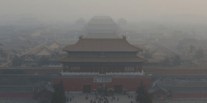 Τέτρις από αυτοκίνητα: Η απίστευτη και ξεκαρδιστική κυκλοφοριακή συμφόρηση της Κ