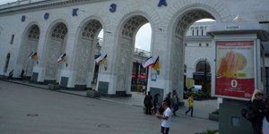 O μόνος Ελληνας εκπαιδευτικός με απόσπαση στη Συμφερόπολη -Πώς ζει τις εξελίξεις