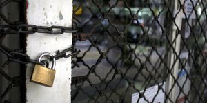 Κινδυνεύουν με λουκέτο οι μισές μικρές επιχειρήσεις τους επόμενους μήνες -Τις «π