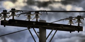 Τέλος εποχής για τη ΔΕΗ -Χωρίζεται σε δύο εταιρείες και το 30% πωλείται σε ιδιώτ