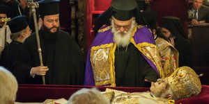 Θλίψη και κλίμα κατάνυξης στην κηδεία του εκλιπόντος Μητροπολίτη Ιωαννίνων Θεόκλ