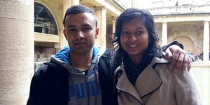 Ο πιο τρομαγμένος γαμπρός: Του έπεσε το δαχτυλίδι σε μία λίμνη όταν έκανε πρότασ