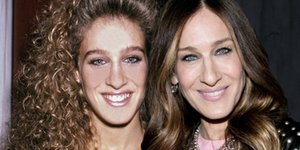 Οι σταρ του «Sex & the City» τότε και τώρα -Ποζάρουν δίπλα στον προ 20ετίας εαυτ