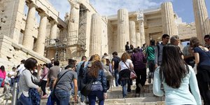 Ξεπέρασαν τα 20 εκατομμύρια οι τουρίστες στην Ελλάδα το 2013 -Αύξηση 16