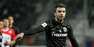 Αγνωστοι έβαλαν φωτιά στην καφετέρια του Γιώργου Τζαβέλλα στο Βύρωνα