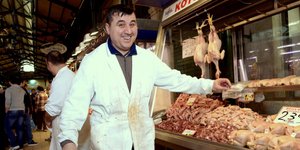 Πως θα λειτουργήσουν τα καταστήματα Μεγάλη Παρασκευή και Μεγάλο Σάββατο