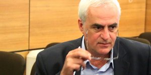 Επίθεση αγνώστων και καταστροφές στο εκλογικό περίπτερο του Οδυσσέα Βουδούρη στη