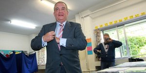 KARAMANLIS