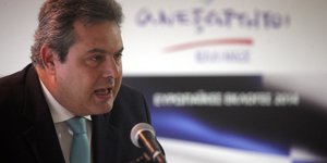 Ο Καμμένος λέει τον Βενιζέλο «Λουδοβίκο» και απαντά με γαλλικά στη δήλωσή του γι