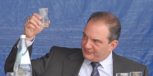 KARAMANLIS