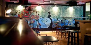 Senza: Ενας εξωστρεφής χώρος σε μια «φωτεινή» στοά που φέρνει το Λονδίνο στην Αθ