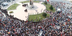 Toυρκία: επετειακό κάλεσμα για διαδήλωση στην πλατεία Ταξίμ το Σάββατο [Φωτογραφ